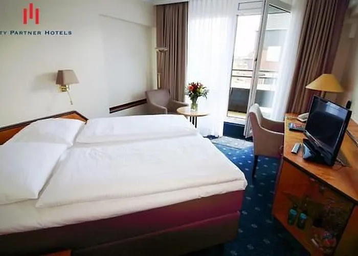 Hotel Senator 4*
