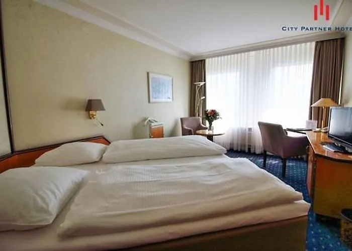 Hotel Senator