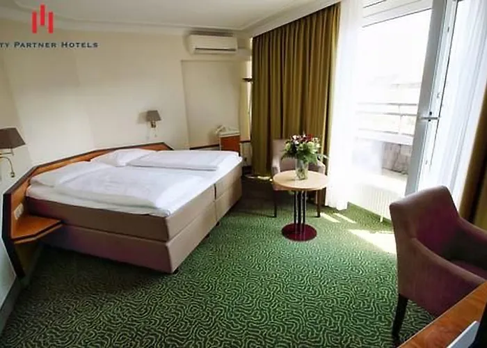 Hotel Senator 4*