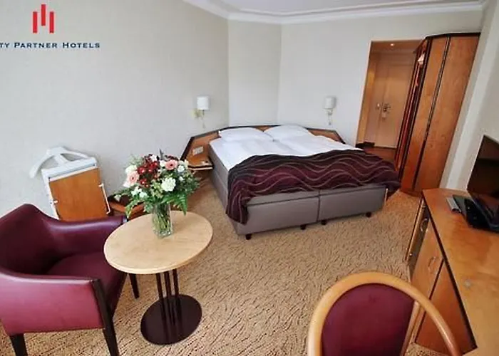 Hotel Senator