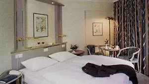 Senator 4* Amburgo